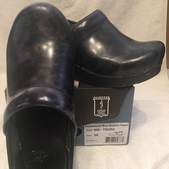 Shoes - Picture 1 of 2